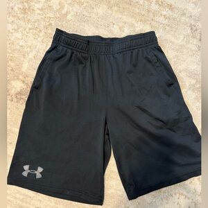 Under Armour Boys XL Athletic Black Shorts